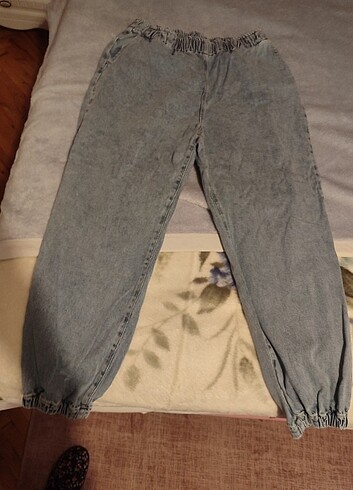 46 Beden Bol kesim jean