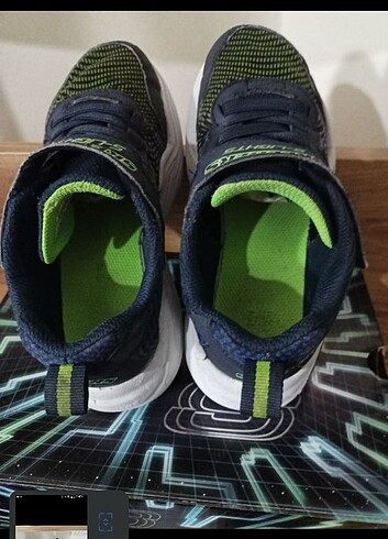 31 Beden lacivert Renk Skechers orjinal çocuk spor ayakkabı 31 numara