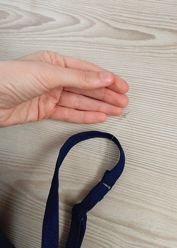 l Beden Lacivert Minimalist Bikini Üstü