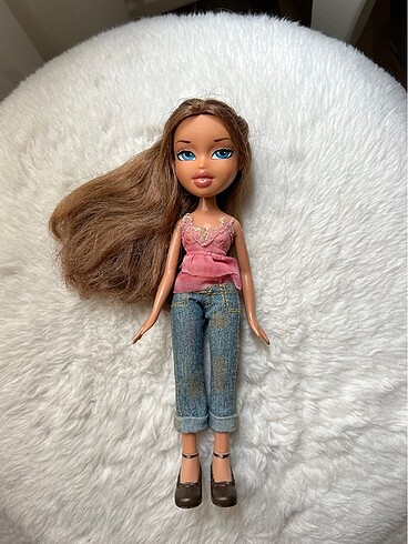 Bratz back to school yasmin