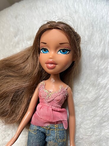  Beden Bratz back to school yasmin