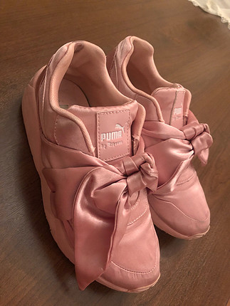 Pembe puma ayakkabi