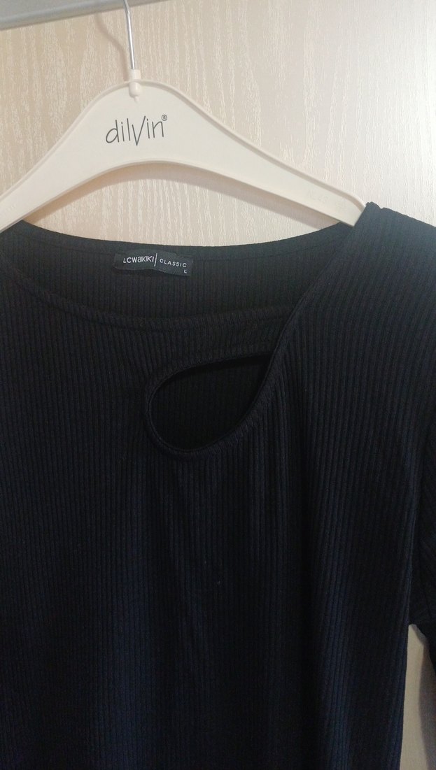 Siyah Uzun Kollu Fit Kesim Kadın Kazak - Görsel 2