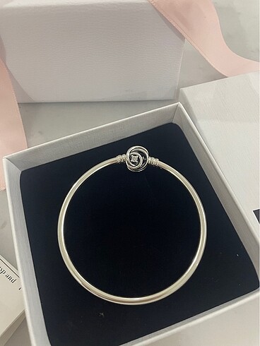 Pandora Bangle bileklik