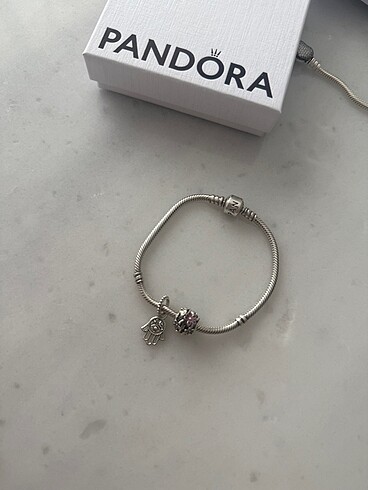 2 charmlı pandora bileklik