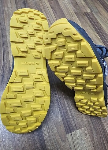 42 Beden gri Renk Lotto OSCAR HIGH WP 3PR Gri Erkek Outdoor Bot