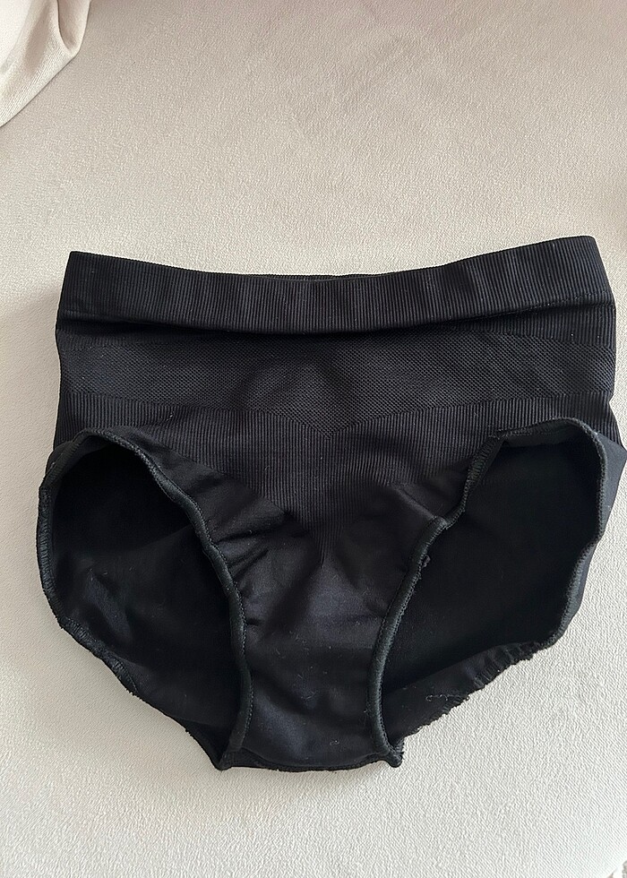 Külot model siyah korse - Görsel 4