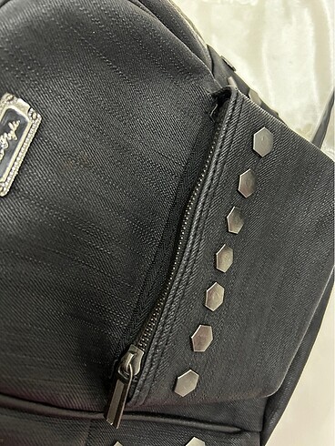 siyah küçük boy sırtçantası - Görsel 5