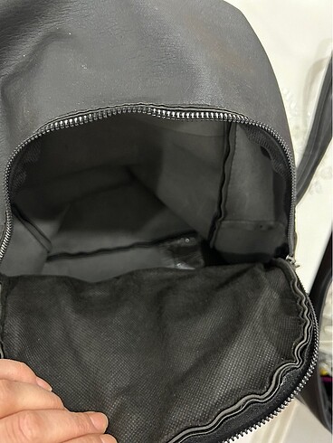 siyah küçük boy sırtçantası - Görsel 8