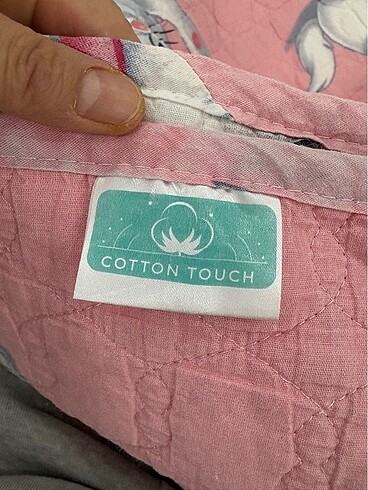 Cotton touch kedili yatak örtüsü kapitone - Görsel 6