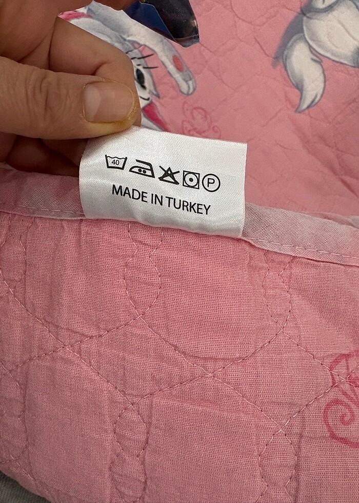 Cotton touch kedili yatak örtüsü kapitone - Görsel 5