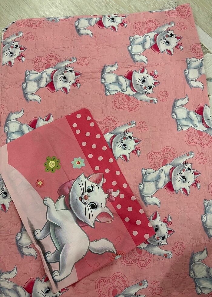 Cotton touch kedili yatak örtüsü kapitone - Görsel 2