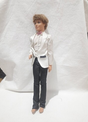Barbi damat bebek