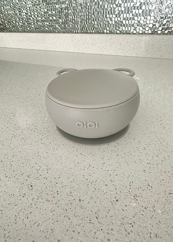 Oioi Gri Çocuk Tabak Seti Kapaklı