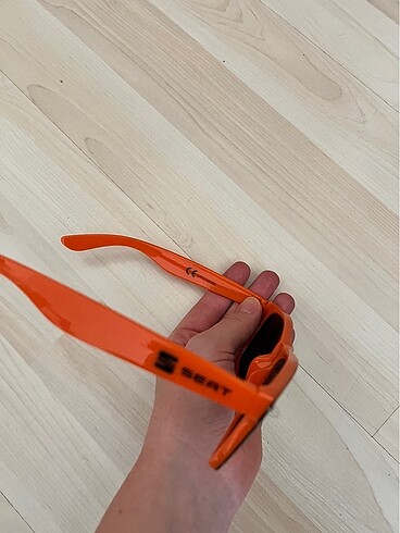 Aynalı turuncu renk güneş gözlüğü - Görsel 7