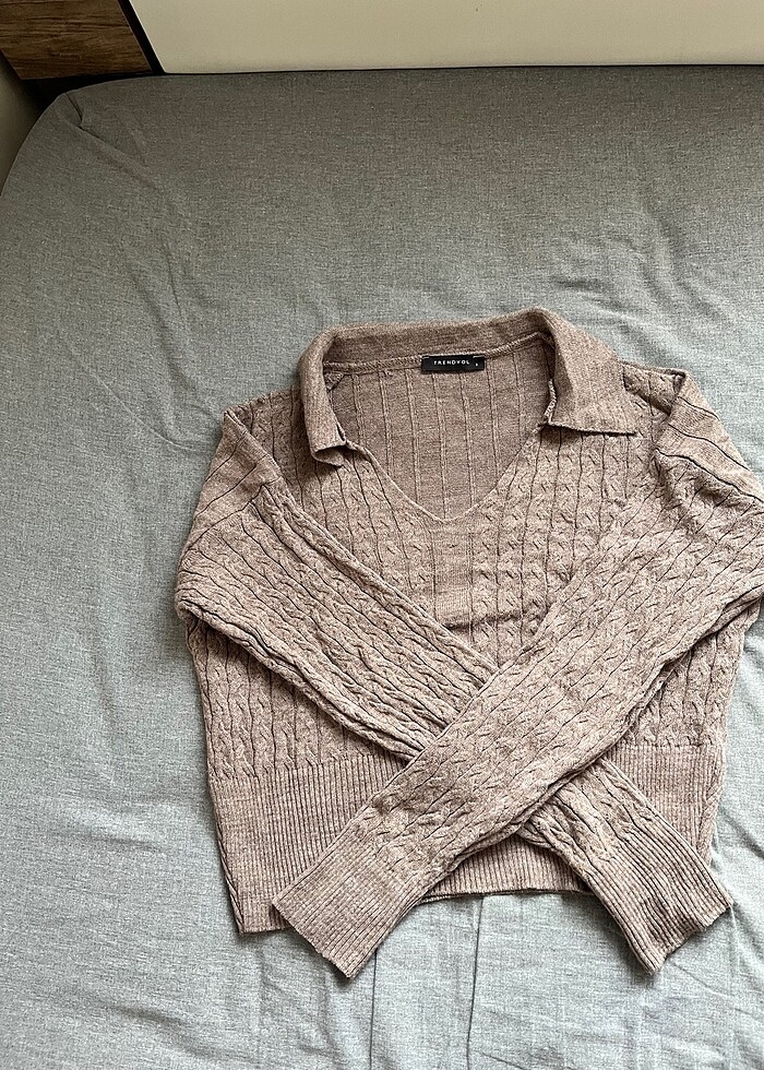 Kahverengi crop triko - Görsel 2