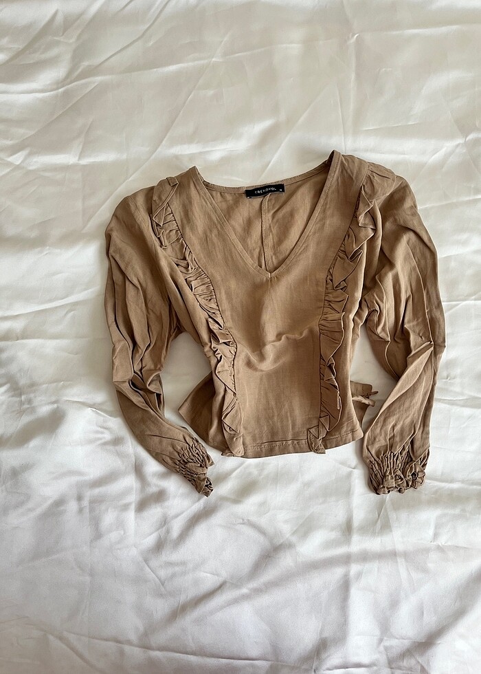 İnce kumaş gömlek - Görsel 2