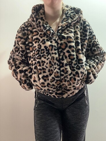 Leopar suni kürk