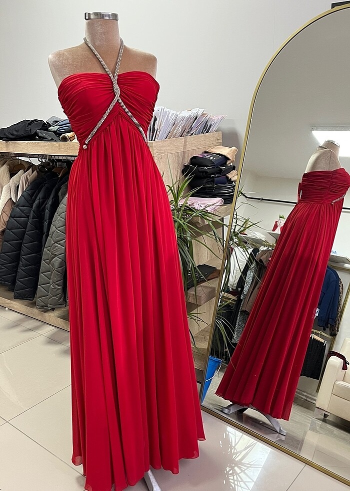 Kırmızı Abiye - Görsel 2