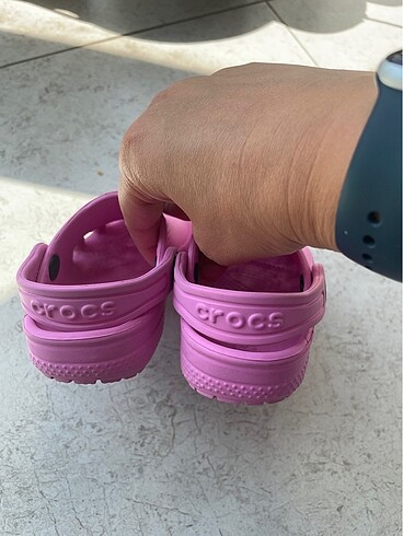 22 Beden Crocs kız çocuk terlik