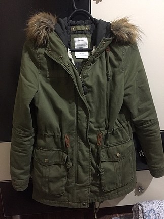 Bershka Kaban Mont