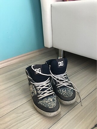 Dcshoecousa