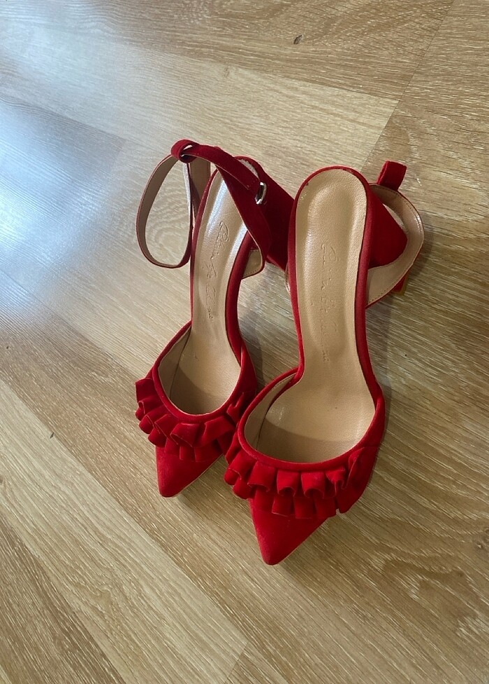 Topuklu ayakkabı - Görsel 2