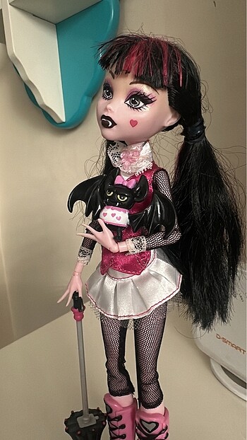  Beden Monster high