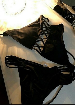 Siyah bikini