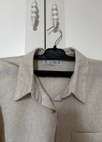 Zara Bej Düğmeli Keten Kadın Gömlek