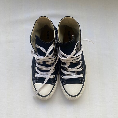 37 Beden siyah Renk Orijinal converse