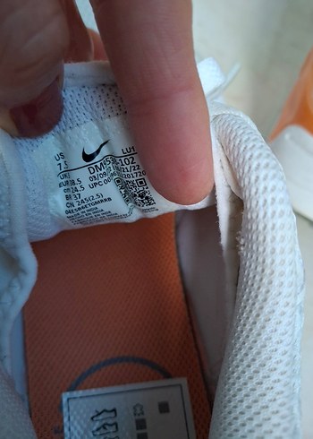 Beyaz Bağcıklı Kadın Spor Ayakkabı - Görsel 3