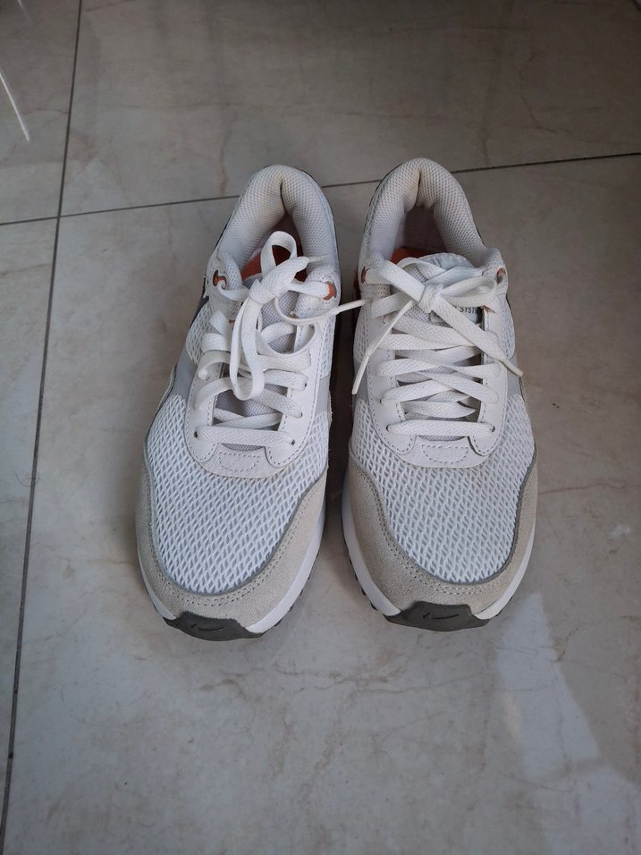 Beyaz Bağcıklı Kadın Spor Ayakkabı - Görsel 2