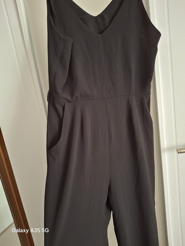 Quzu marka Siyah V Yaka Kadın Tulum - Görsel 5