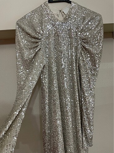H&M Elbise