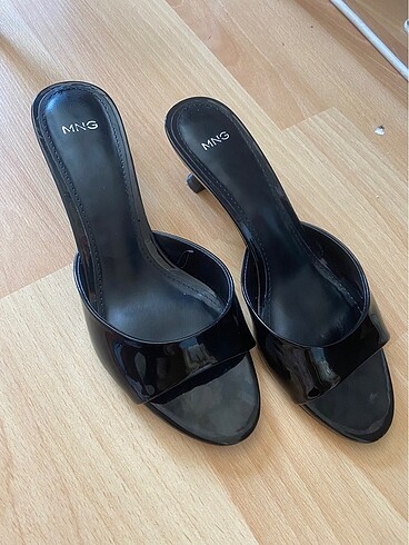 Mango MANGO TERLİK 4 cm