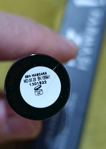 Farmasi Farmasi Zen Siyah Parlak Maskara 8 ml