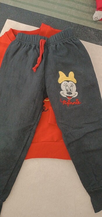 18-24 Ay Beden kırmızı Renk Miky mouse esofman takimi