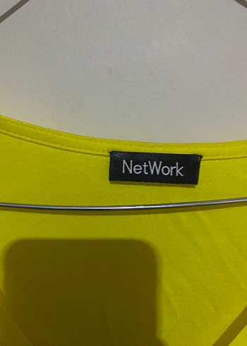 Network Sarı V Yaka Kısa Kollu Kadın Tişört