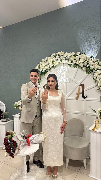 Nişan elbisesi