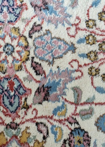 Çiçek Desenli Çok Renkli Halı asıl fiyat 120.000 bin tldir - Görsel 5