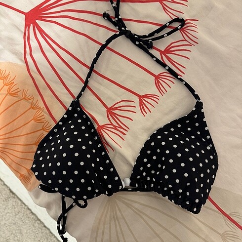 Bikini Üstü