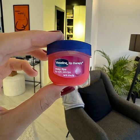 Vaseline Lip Therapy