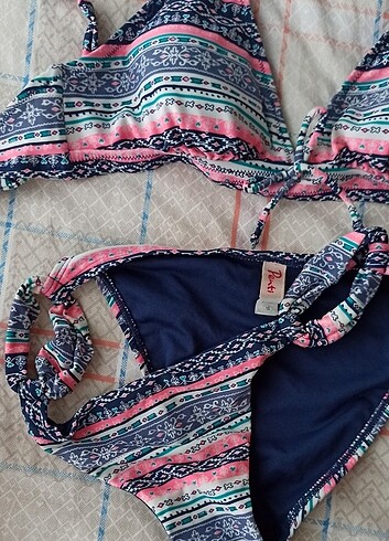 38 Beden çeşitli Renk Penti Bikini Takımı