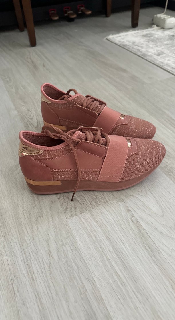 Pembe Bağcıklı Kadın Dolgu Topuk Spor Ayakkabı - Görsel 2