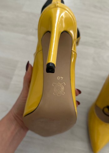 Sarı Bağcıklı Stiletto Kadın Bot - Görsel 2