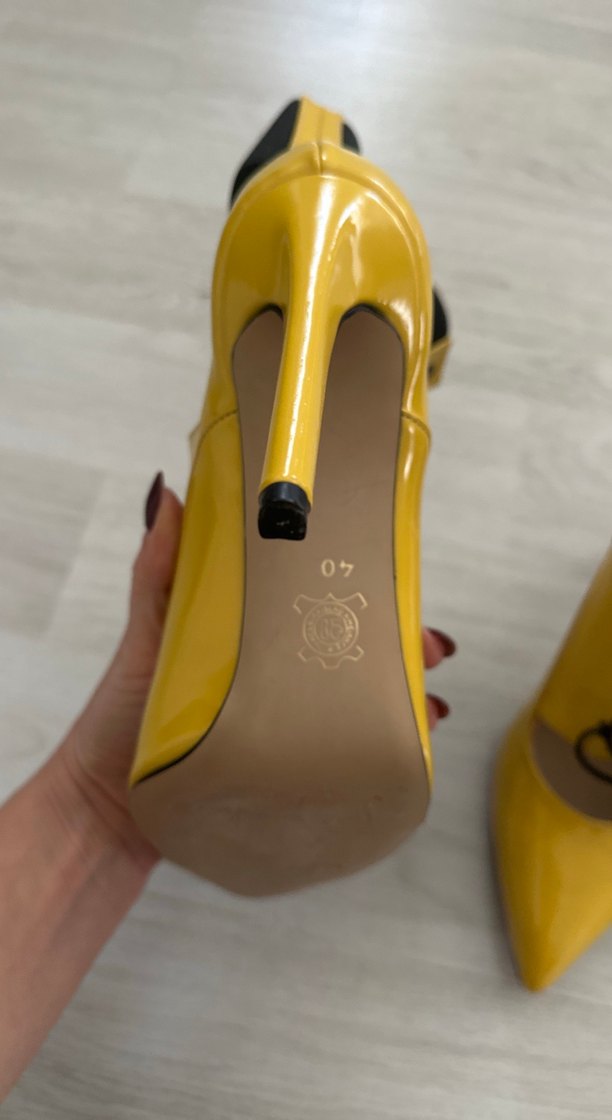 Sarı Bağcıklı Stiletto Kadın Bot - Görsel 2