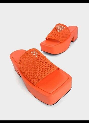 36 Beden Charles Keith Sandalet 