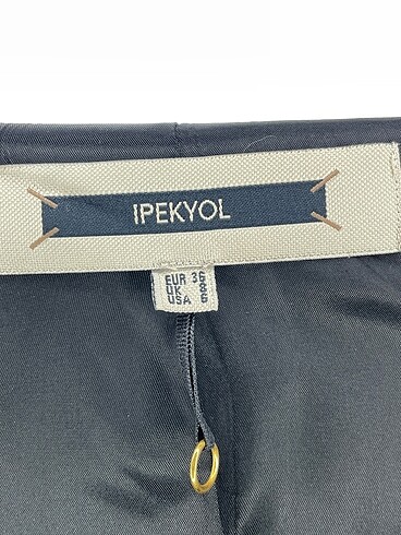 36 Beden siyah Renk ipekyol Ceket %70 İndirimli.
