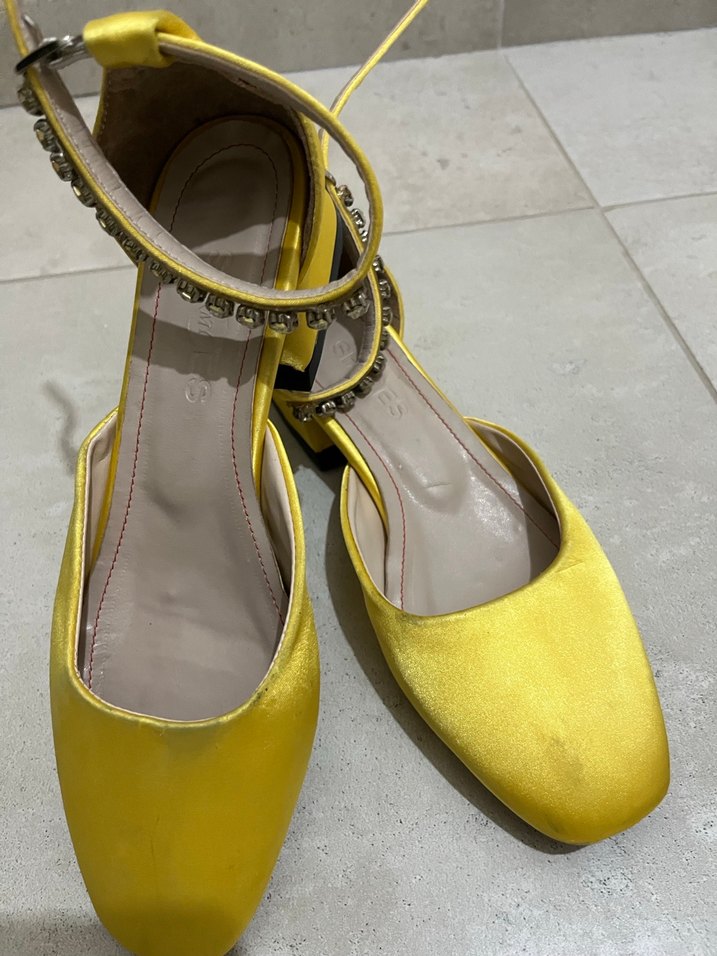 Sarı Işıltılı Kadın Blok Topuklu Ayakkabı - Görsel 3
